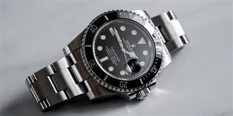 scatole rolex submarine originale|Rolex Submariner Review, Expert Buyers Guide, & Pricing.